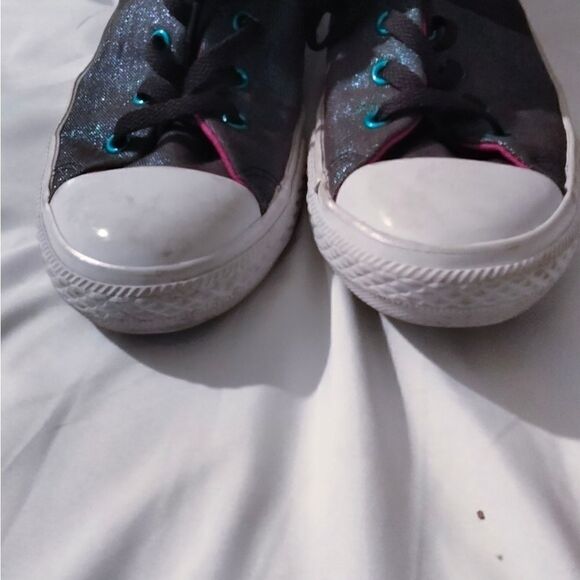 Converse ALL STAR GLITTER AND METALLIC COLOR HIGH TOP SIZE 5 SNEAKER pre own - Picture 2 of 12